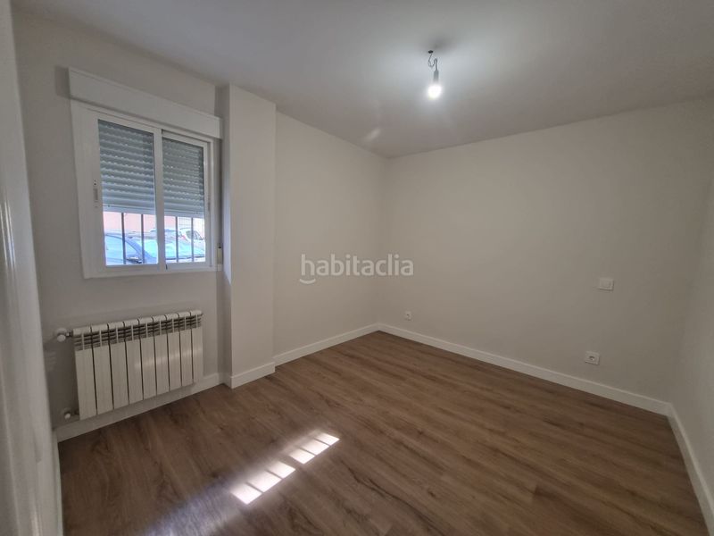 Foto b7d6bc28-3d18-45ca-a724-38f345121381. Flat with heating in La Alhóndiga Getafe