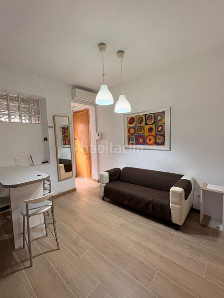 Foto c5721232-8edb-4620-8df6-c7060c408e71. Flat with heating in Legazpi Madrid