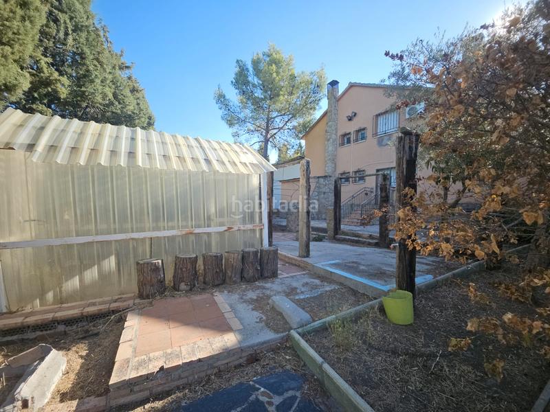 Foto 0da6dfdd-9300-49fb-8d9f-a6a5a3424a58. Chalet avec chauffage parking piscine dans Yeles