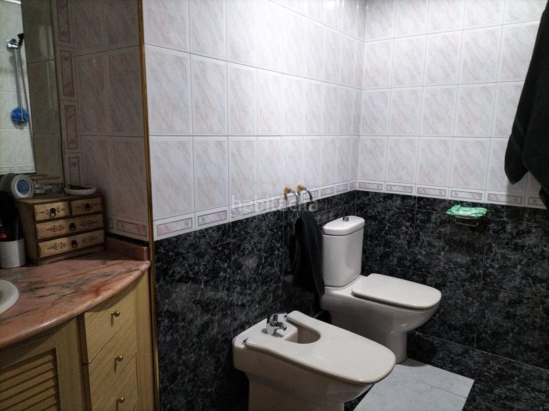 Foto 2104f4a1-bb86-4ce9-b1dc-9bc10418216a. Chalet avec chauffage parking piscine dans Yeles