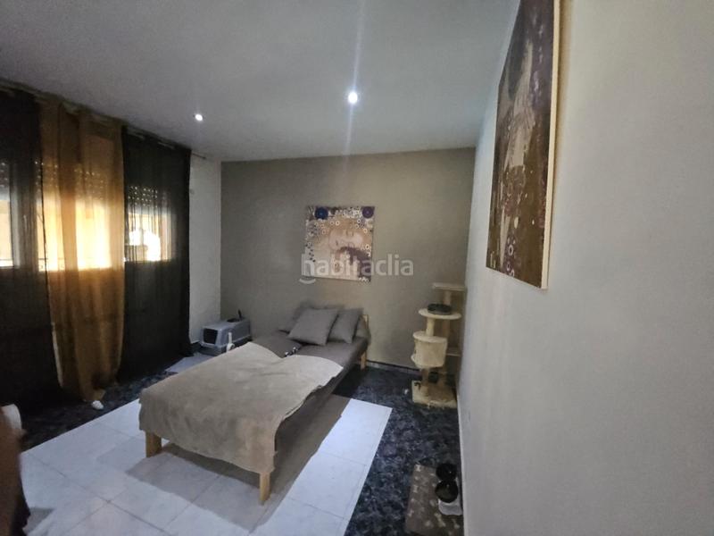 Foto 2f665b1f-c5f1-444f-87dd-f8591b04bc65. Chalet avec chauffage parking piscine dans Yeles