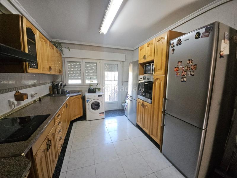 Foto 5639e5a0-9c44-4d94-8a2b-869578f7acef. Chalet avec chauffage parking piscine dans Yeles