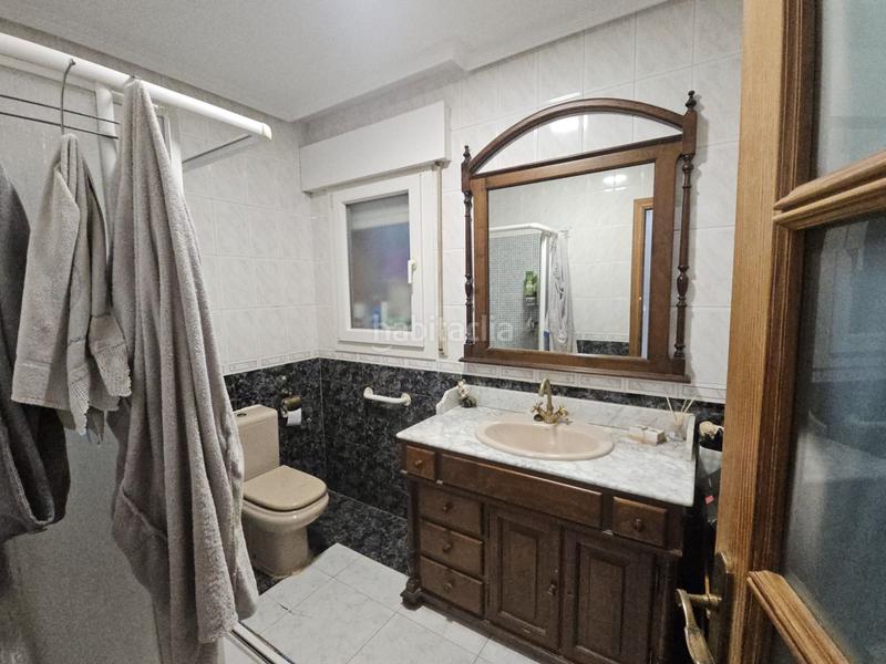 Foto 6a3d6522-57be-40ca-95a9-5af0e390f8f3. Chalet avec chauffage parking piscine dans Yeles