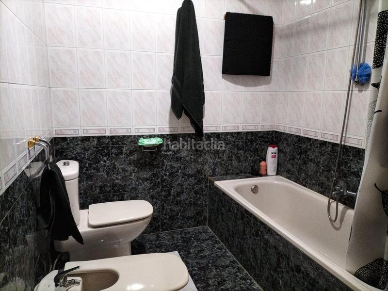 Foto cd76da0e-e60b-4bae-abda-ee696a2b1eeb. Chalet avec chauffage parking piscine dans Yeles