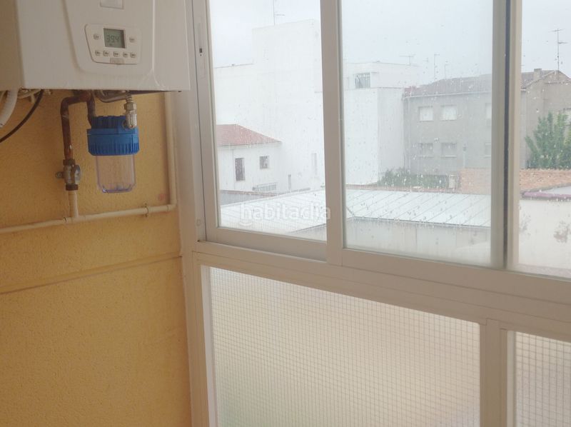 Foto b0ad0993-1253-4665-bbc8-e2d14f69fe2e. Pis amb calefacció aparcament a Manzanares