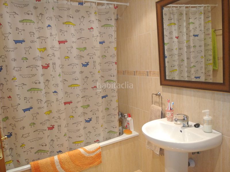 Foto e956cfd1-3155-418b-922e-d16feedc3f2a. Pis amb calefacció aparcament a Manzanares