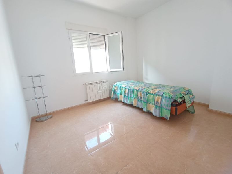 Foto b0552912-235d-45cb-86a1-a5e7392a22cf. Casa amb calefacció aparcament a Manzanares