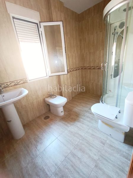 Foto bb447f80-5a20-4077-96dd-9a906c94cde3. Casa amb calefacció aparcament a Manzanares