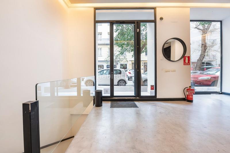 Foto c0a39fd1-6037-434b-b7cf-b360eba97cbe. Local comercial a Lista Madrid