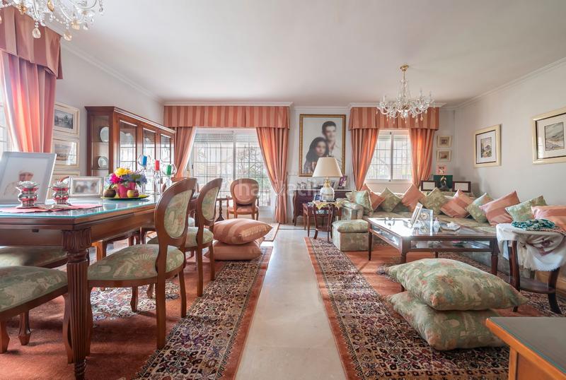 Foto 2d2aa817-eb5d-4212-9a76-0f0576d337b6. Casa independiente en venta c. cacabelos en Valdebebas - Valdefuentes Madrid