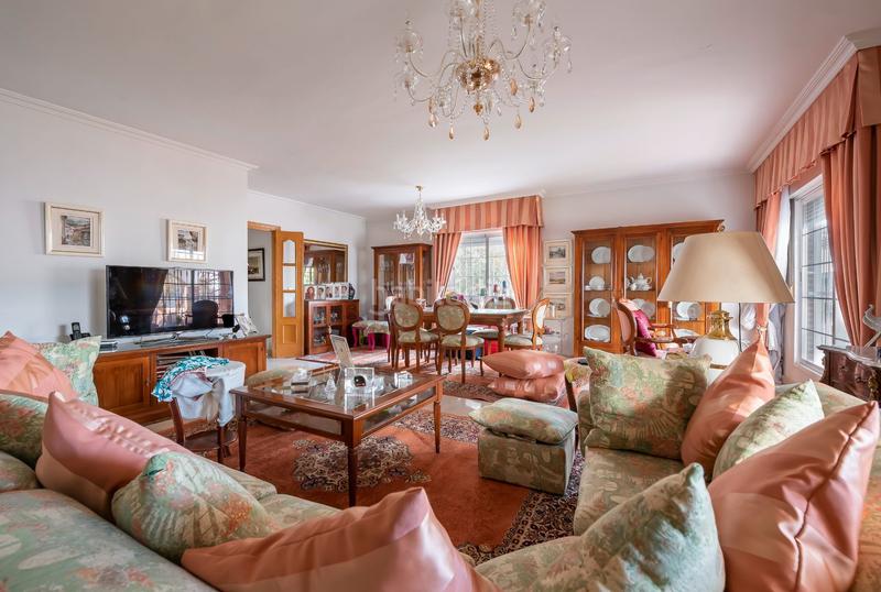 Foto 64762284-171c-496b-a747-176bda5aa5bb. Casa independiente en venta c. cacabelos en Valdebebas - Valdefuentes Madrid
