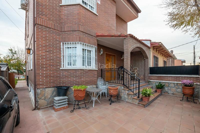 Foto 8e6fa81e-b6f9-49ee-8fab-70555c700a04. Casa independiente en venta c. cacabelos en Valdebebas - Valdefuentes Madrid