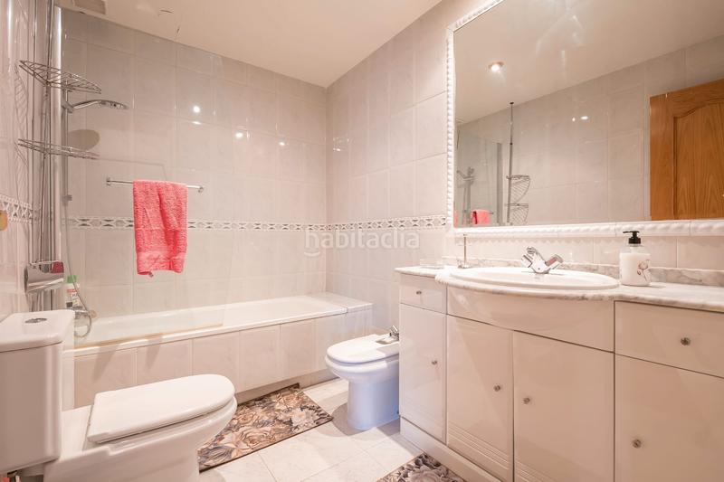 Foto eaed1d2a-1eef-4a3f-bebf-2fa0f736ea8b. Casa independiente en venta c. cacabelos en Valdebebas - Valdefuentes Madrid