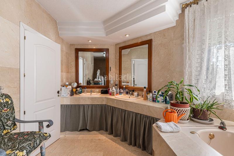 Foto 316619fd-60a0-4921-b009-cff0d770a40b. Casa con piscina in Centro Alcobendas