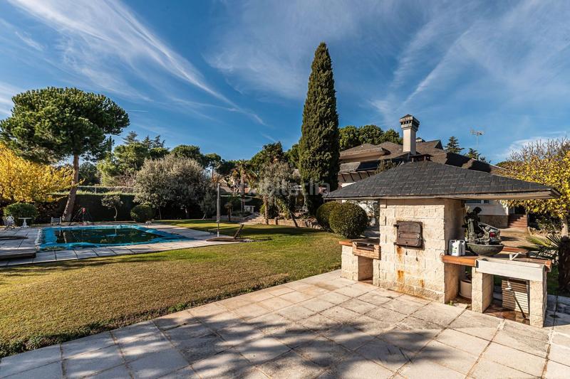 Foto 69f58201-b4f8-4ac1-a9d9-7285730aa8f3. Casa con piscina in Centro Alcobendas