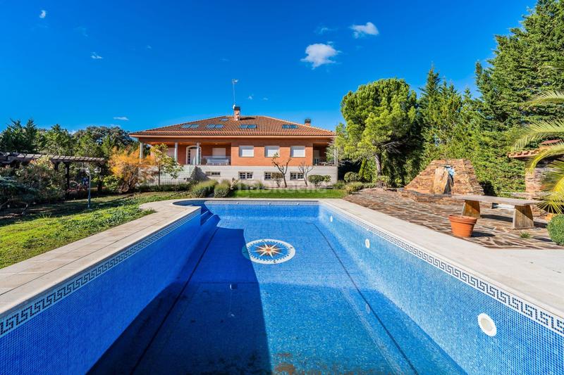 Foto 3843b1f5-f57d-43b0-9146-0a9a03f36e4d. Casa amb calefacció piscina a Navalquejigo-Los Arroyos Escorial (El)