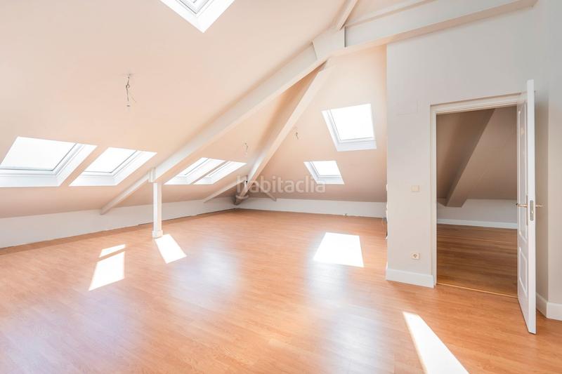 Foto 3bce3d14-71b2-4233-a149-f89f84e680d6. Casa amb calefacció piscina a Navalquejigo-Los Arroyos Escorial (El)