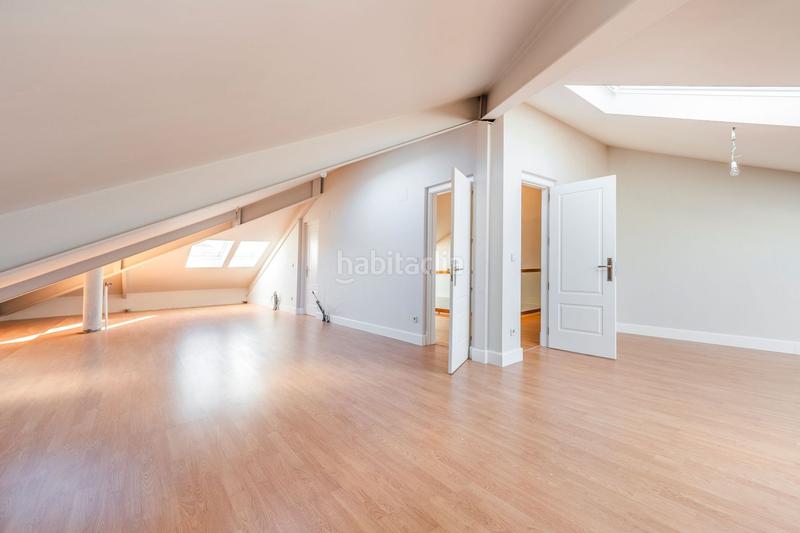 Foto 9374aad5-9ed4-4c8c-9278-390221ef66a0. Casa amb calefacció piscina a Navalquejigo-Los Arroyos Escorial (El)