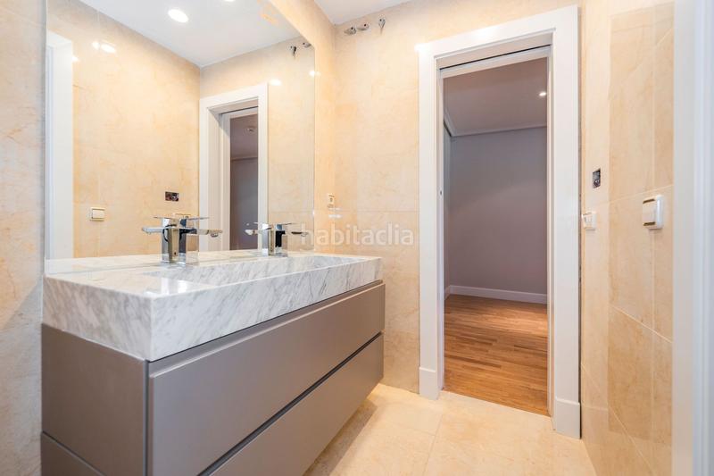 Foto b361c762-e233-4938-adf2-5be3d9202f47. Casa amb calefacció piscina a Navalquejigo-Los Arroyos Escorial (El)