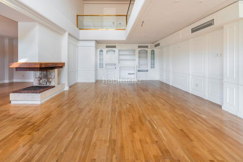 Foto eb876362-44a5-4c27-8dd2-08e48a44d653. Casa amb calefacció piscina a Navalquejigo-Los Arroyos Escorial (El)