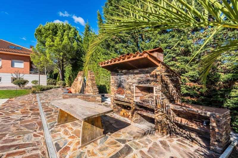 Foto f2a50156-c033-45d1-afb2-29638b25f335. Casa amb calefacció piscina a Navalquejigo-Los Arroyos Escorial (El)