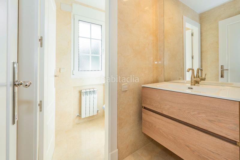 Foto f9bced85-d1e3-4d9a-a5c0-d56627977b24. Casa amb calefacció piscina a Navalquejigo-Los Arroyos Escorial (El)