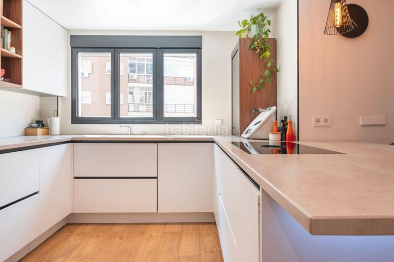 Foto b602b0ce-d282-4851-9d9c-2901a935df40. Etagenwohnung mit heizung in Castilla Madrid