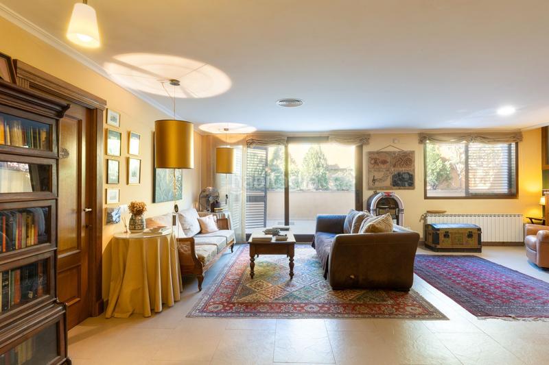 Foto 18f2be23-ef42-473a-9db9-e762de1e03b7. Casa chalet en venta urbanización torre conill en Bétera