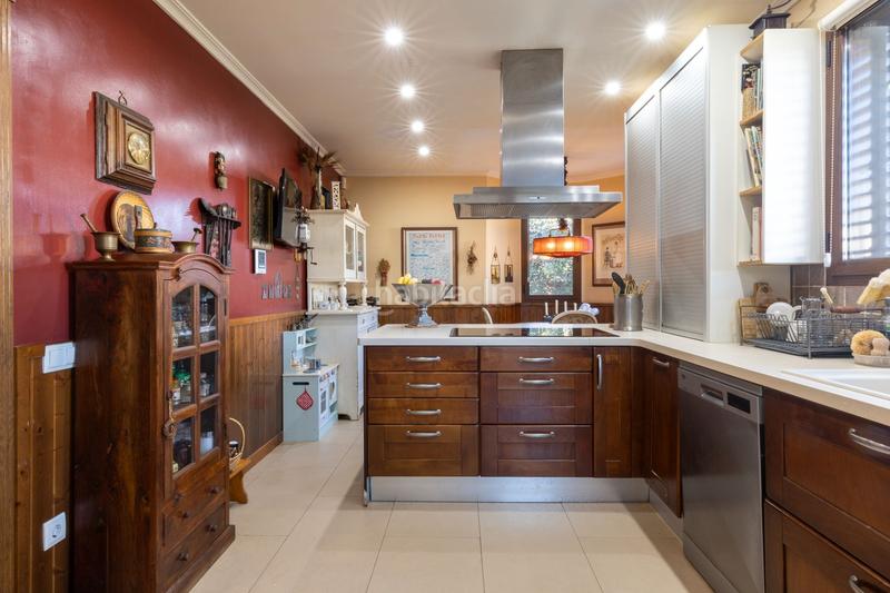 Foto d6ed9d74-8104-4795-8a2c-7835974b32c8. Casa chalet en venta urbanización torre conill en Bétera