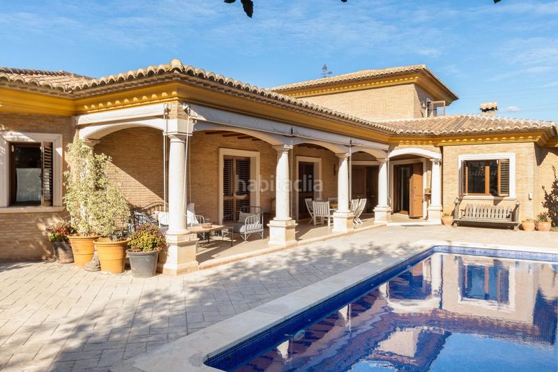 Foto dfeb8fec-af23-48e4-a892-481b3145441d. Casa chalet en venta urbanización torre conill en Bétera