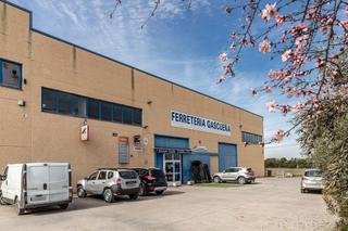 Nave industrial en Nuevo Baztán Pueblo. Nave industrial en venta  nuevo baztán