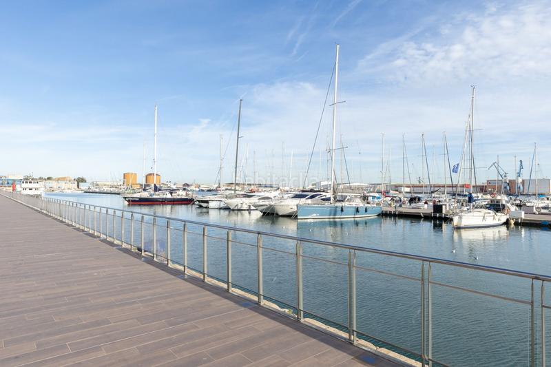 Foto 0f191d01-4841-49da-a52a-7d5a77694dc6. Business premise in El Grao Castellón de la Plana