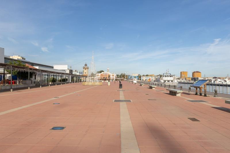 Foto 6f2fbf6a-686b-4f82-ade7-c013ea22c9c6. Business premise in El Grao Castellón de la Plana