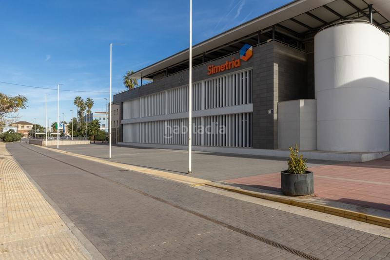 Foto c2f225f0-e30e-4332-8776-f90cbb6421de. Business premise in El Grao Castellón de la Plana