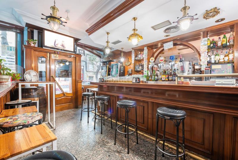 Foto db363abc-75bf-4144-a48a-fafff229d054. Piso restaurante en venta en c. de mateo garcía en Madrid