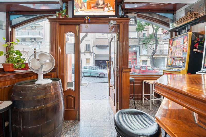 Foto f0be5808-0dd4-4e27-a432-cc895a695aba. Piso restaurante en venta en c. de mateo garcía en Madrid