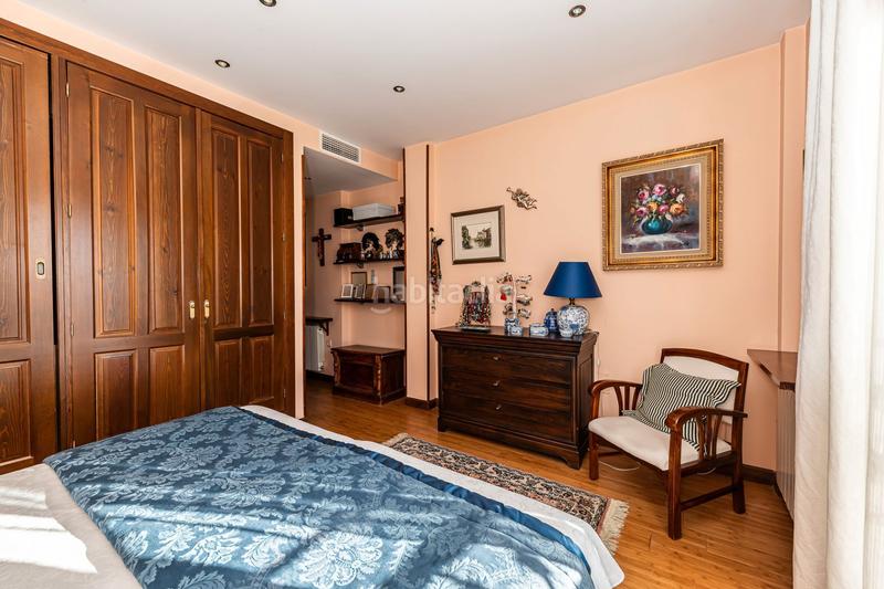 Foto 22136b52-a4df-4608-a1ca-ae11c7b0f47f. Maison avec piscine dans Montecarmelo Madrid