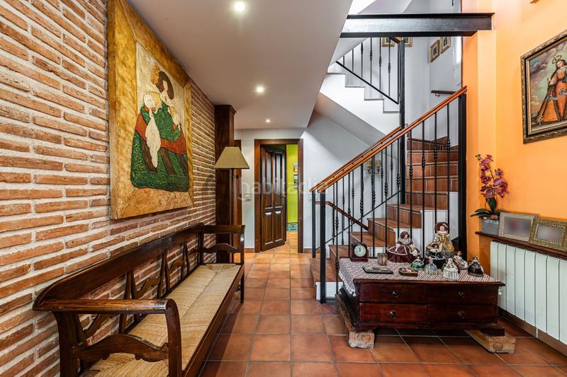 Foto 548e4ec6-cf1c-49d8-8c55-7cd0dfbb74eb. Maison avec piscine dans Montecarmelo Madrid