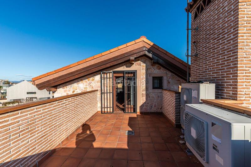 Foto 6b46bdb7-eefa-47c9-8976-160875f8c093. Maison avec piscine dans Montecarmelo Madrid