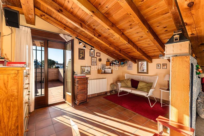 Foto efe89c4b-3ae2-4a96-b262-d18ec4804abe. Maison avec piscine dans Montecarmelo Madrid