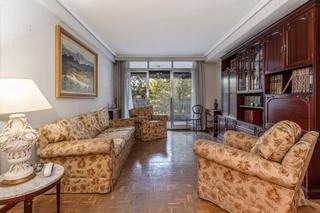 Apartament a Parque Lisboa-La Paz. Piso en venta en calle princesa doña sofía