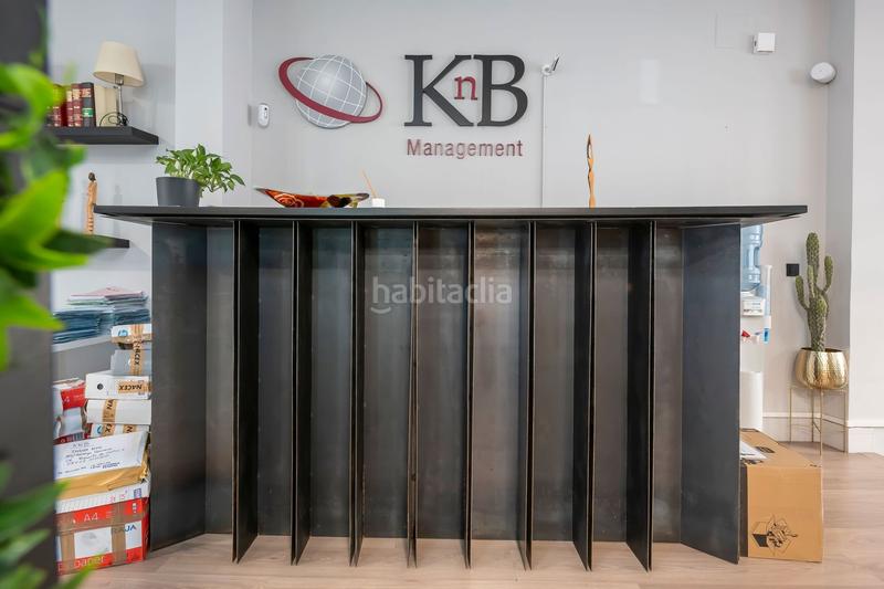 Foto 6ada9afa-fb45-49b0-83a5-c0bd1b49b64e. Oficina a Fuente del Berro Madrid