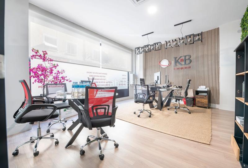 Foto da4acb97-3d1f-4adb-af60-887bd0ee85e6. Oficina a Fuente del Berro Madrid