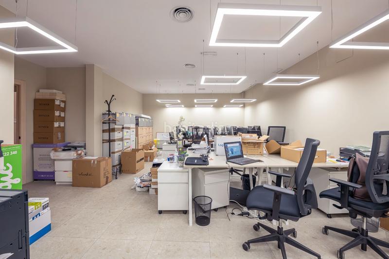 Foto 1b583720-c73a-44a9-833e-1cae76bff9f4. Office space in Argüelles Madrid