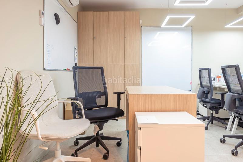 Foto f8ee7376-41e2-4223-bf09-0a09d9a9067c. Office space in Argüelles Madrid