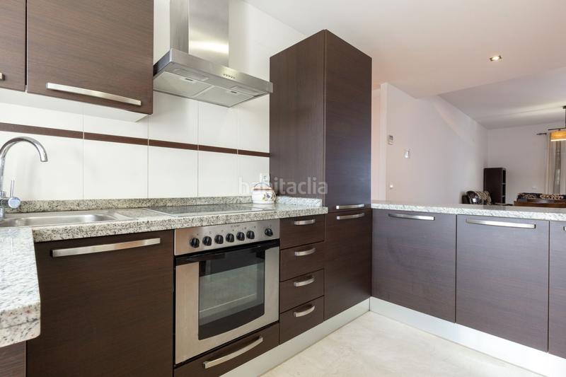 Foto 0a40a2c7-df0a-4ef8-a1ba-3676dd5c480b. Apartamento  vistas al mar pego en Cañada del Fenollar Alicante