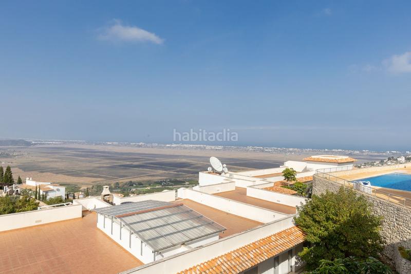 Foto c9446baf-9659-4d96-87e4-7edf7c5c7503. Apartamento  vistas al mar pego en Cañada del Fenollar Alicante