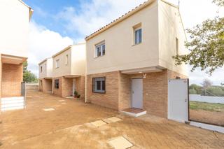Casa a Turís. Venta chalet en vinyamalataturis