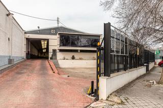 Fabrikhalle in Parque Cataluña. Nave industrial en torrejón de ardoz
