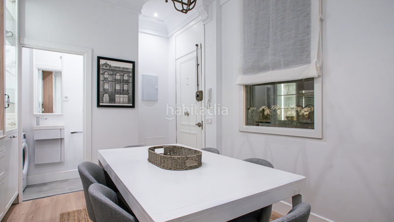 Foto 6eb83b9f-2993-4e74-a0b6-e6a535fcda36. Piso  en venta c. de argensola en Justicia-Chueca Madrid